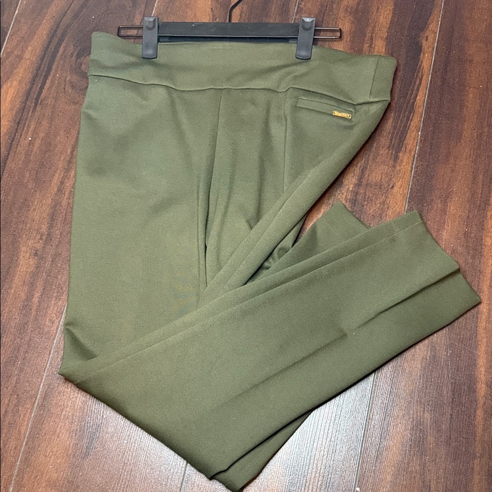 Anne Klein Women’s Forest Green Chinos